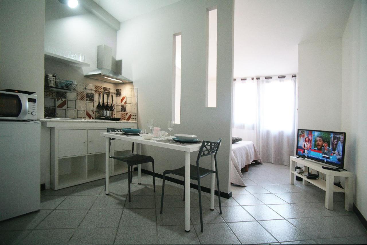 Oliver'S House Sardinia Apartment Флумини ди Куарту Екстериор снимка