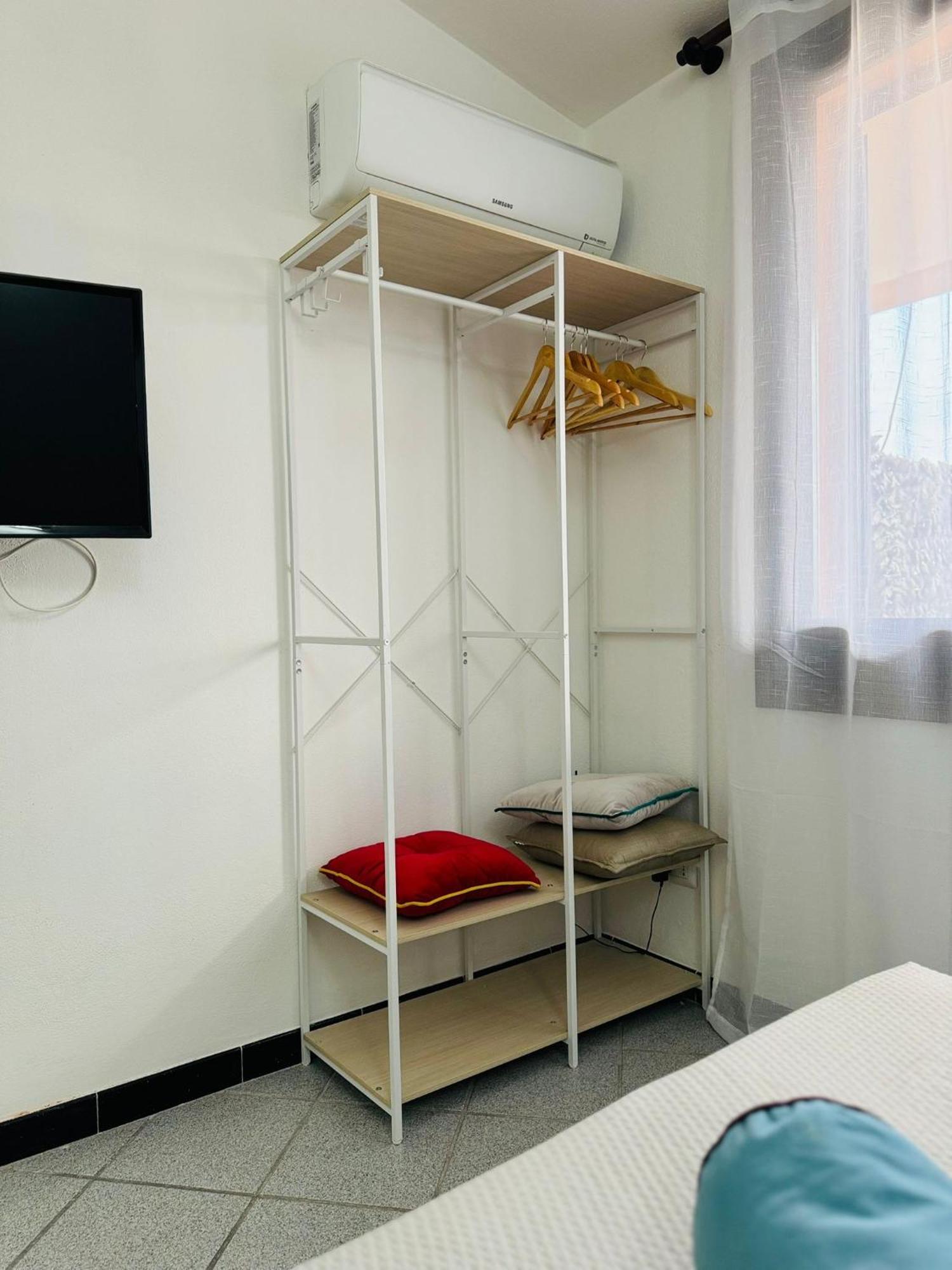 Oliver'S House Sardinia Apartment Флумини ди Куарту Екстериор снимка